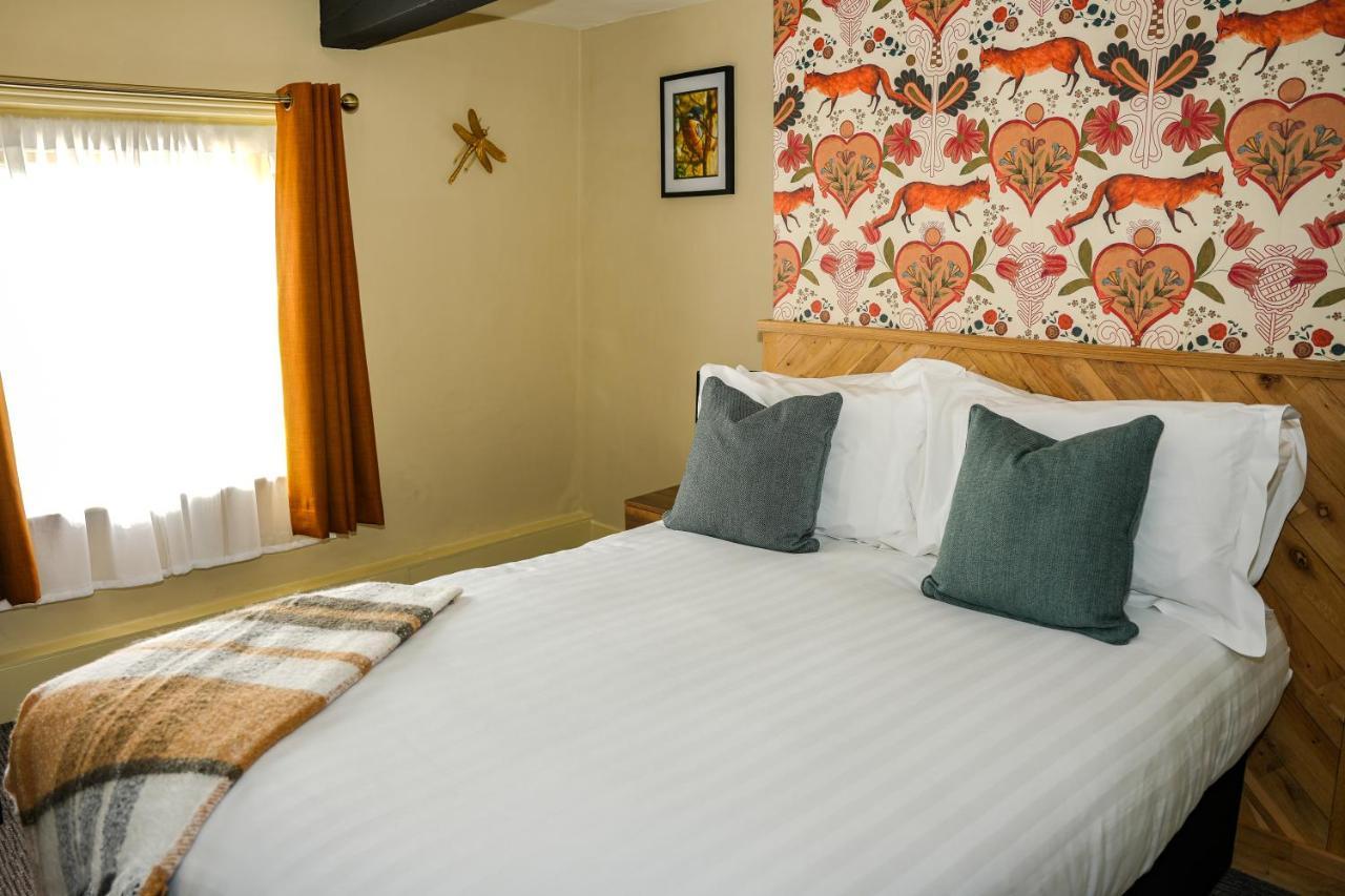 The Old Mill Hotel Salisbury Buitenkant foto